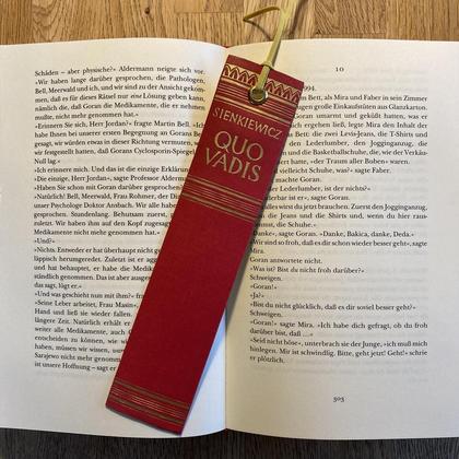 Lesezeichen aus Buchrücken