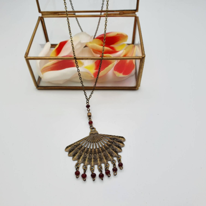 handgemachte lange Halskette mit Fächeranhänger und Perlen - Image 3