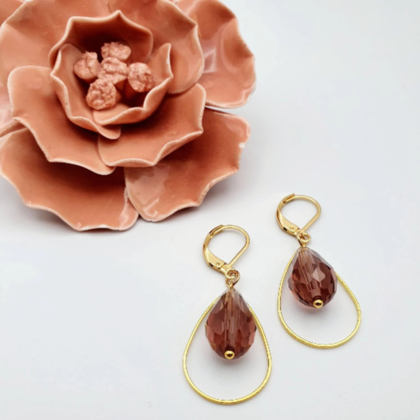 goldene elegante Hängeohrringe aus Edelstahl mit großen Perlen in Tropfenform