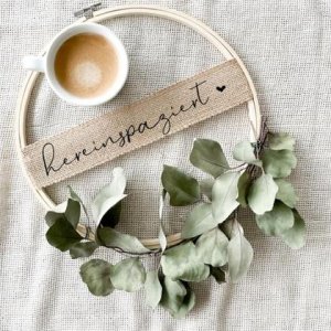 Stickrahmen hereinspaziert