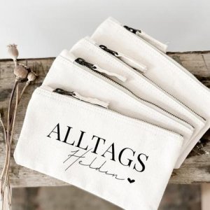 Federpennal „Alltagsheldin“