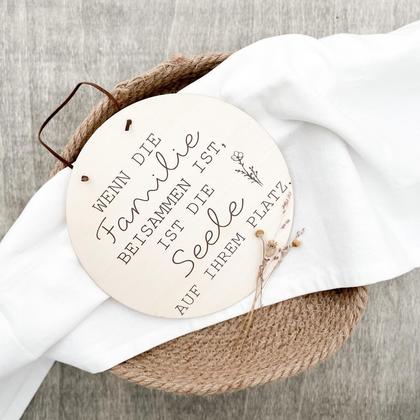 Holzschild „Familie“