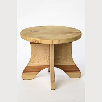 Blumentisch aus Fichtenholz