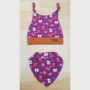 Kindermütze mit Latz Lila