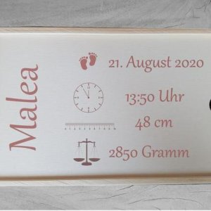 handmade Holzbox personalisiert mit Lasergravur