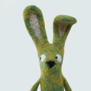 Handgefilzter Hase: Karl