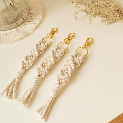 Schlüsselanhänger "Daizy" in Natural Gold - Image 2