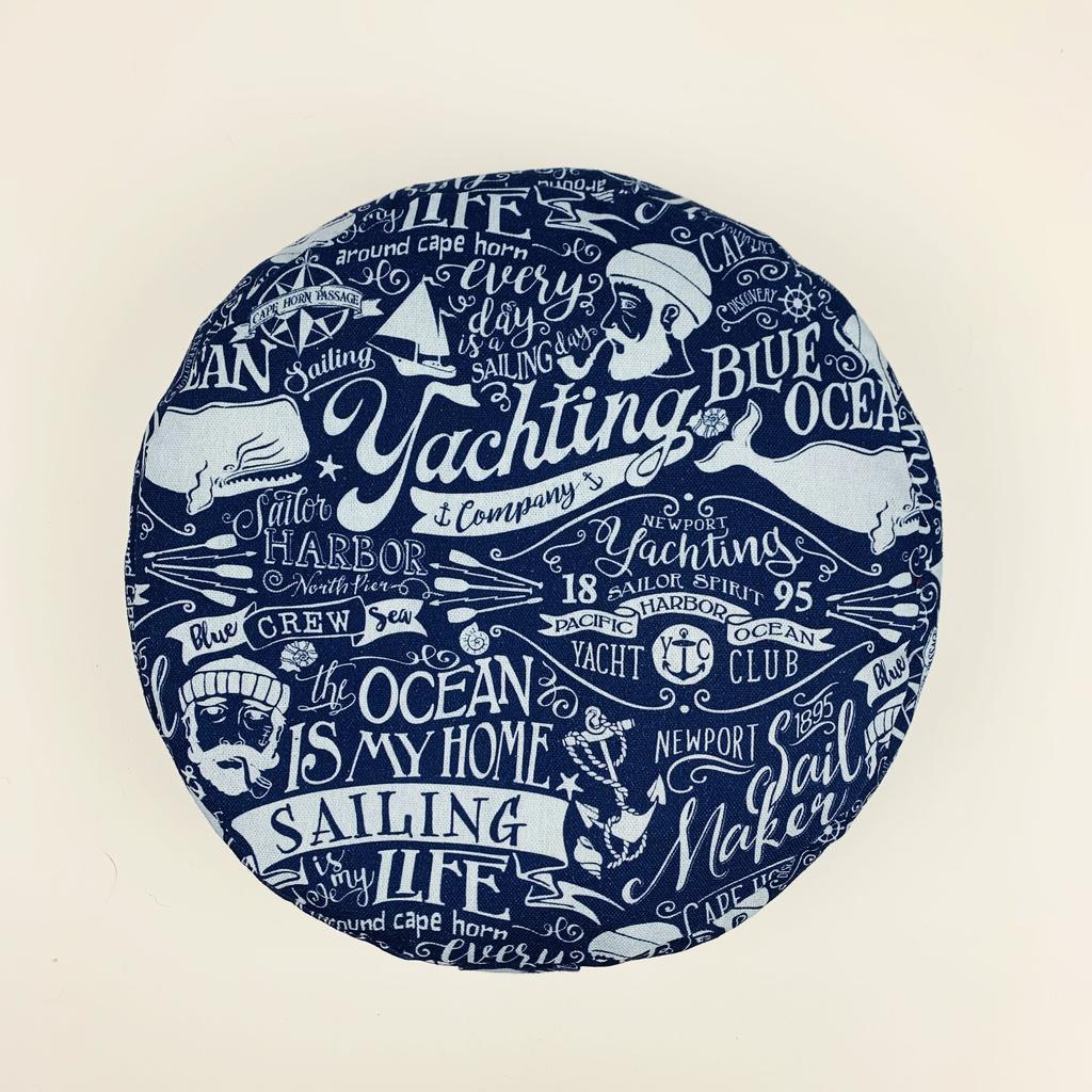 Yogakissen "sailing"