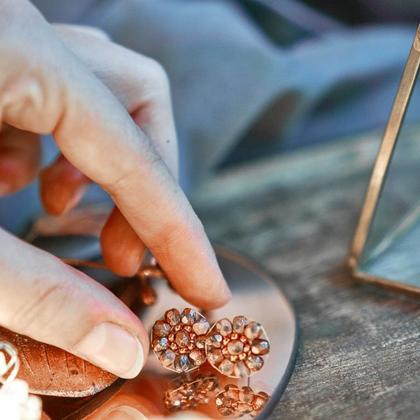 Perlenohrringe Modell Elise in mattem Kupfer - Image 2