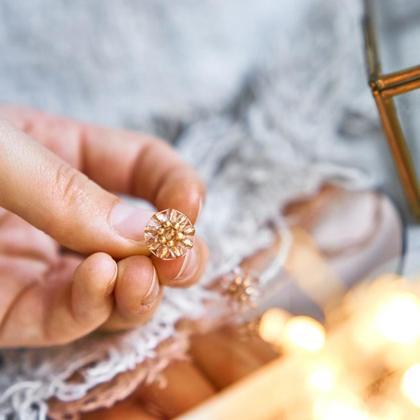 Perlenohrringe Modell Elise in Rosé - Image 2