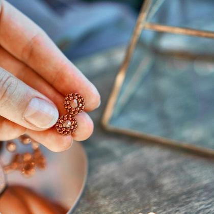 Perlenohrringe Modell Ines in mattem Kupfer - Image 2