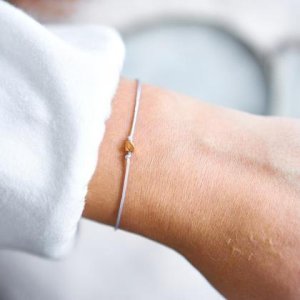 Graues Armband mit Perle in Roségold