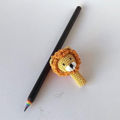 Löwe auf Bleistift - Image 4