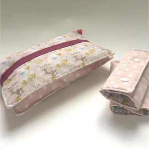 MAMA GESCHENKSET: Diaper clutch & reversible carrier dribble pads
