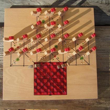 Brettspiel * Fuchs und Henne * eckig * bemalt - Image 2