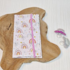 Mutterkindpass Hülle – Regenbogen – rosa Dreiecke