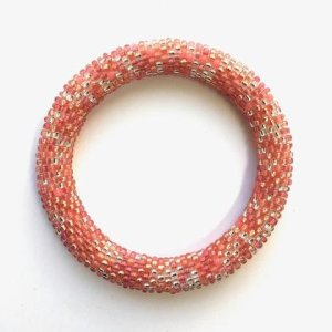 Armband rosa Winterschneeball 1