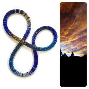 endlose Halskette „Wolkenhimmel“