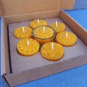 Geschenkset, Bienenwachs Teelichter-Set Blumen 7Stk.