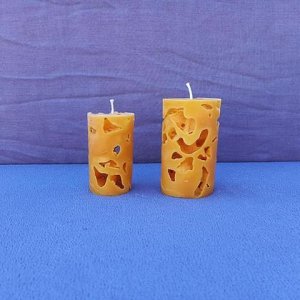Bienenwachskerzen 2er-Set, Kerze mit Löchern