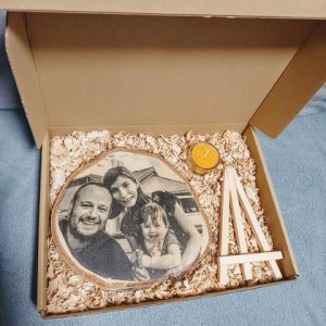 Geschenkebox Personalisierte Baumscheibe Birke