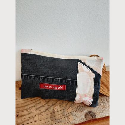 Kosmetiktasche "hier ist Liebe drin"