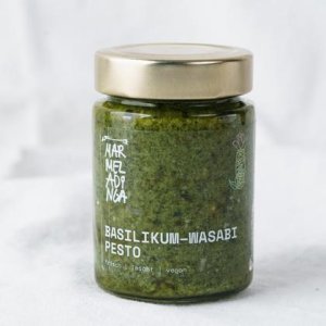 Basilikum-Wasabi Pesto