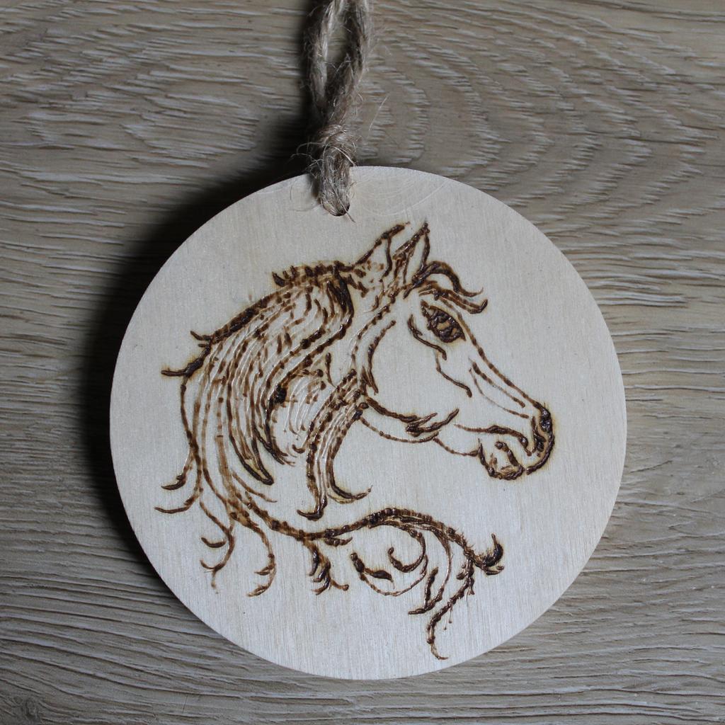 Holzscheibe Brandmalerei Pferde - Image 2