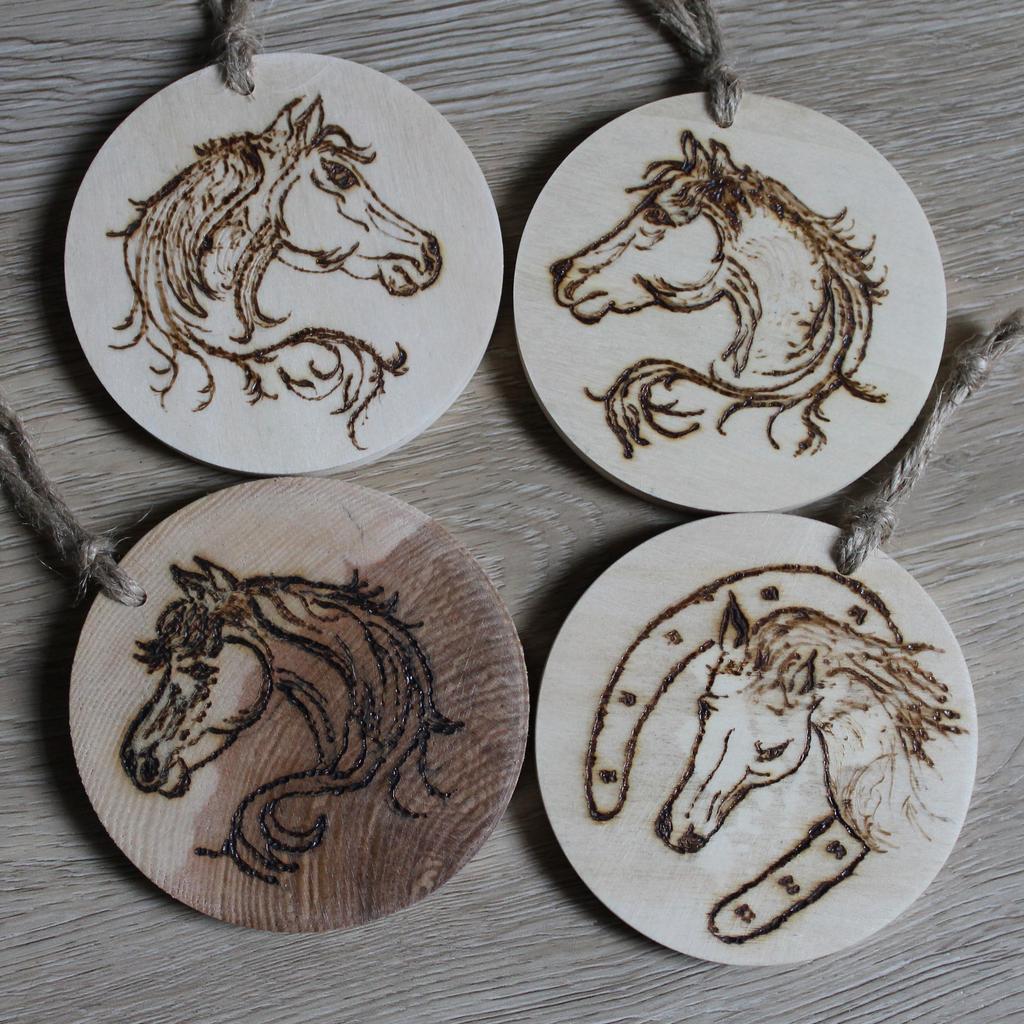 Holzscheibe Brandmalerei Pferde - Image 4