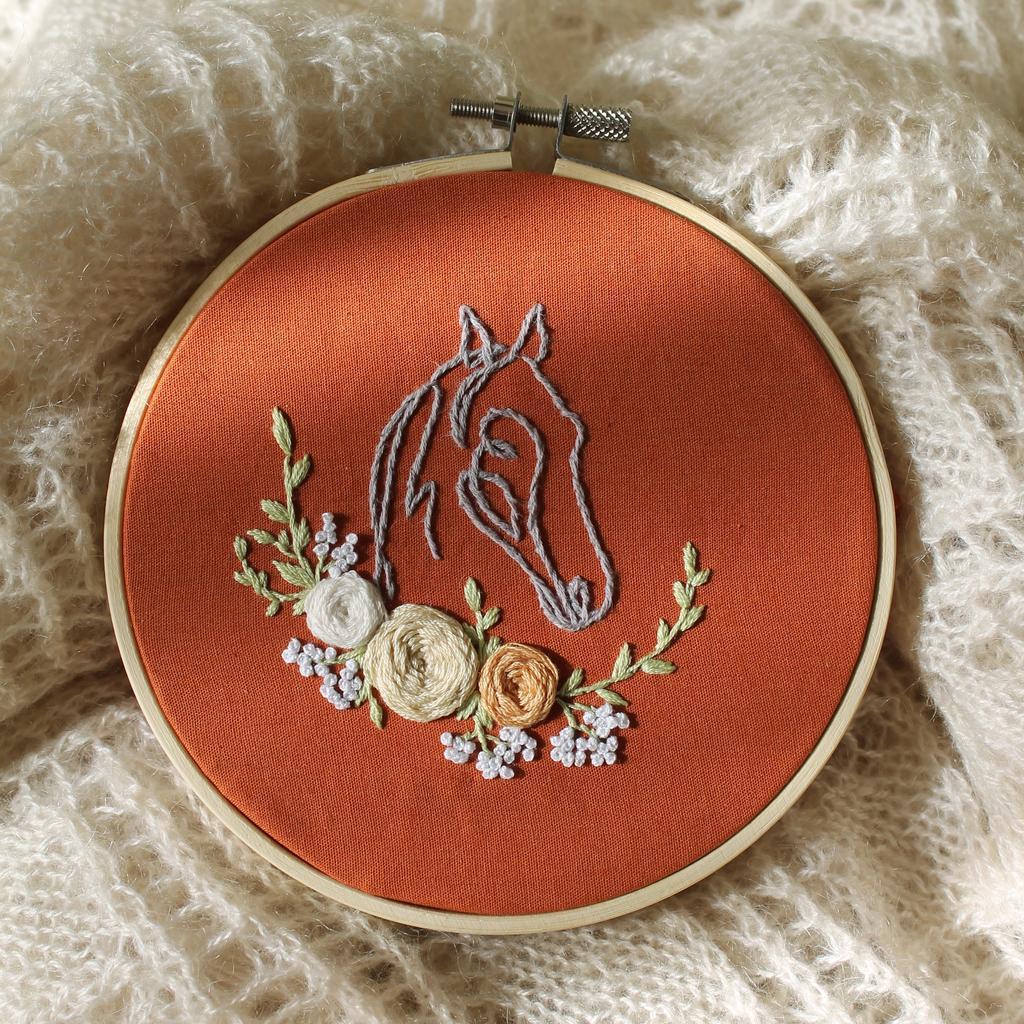 Stickbild "Pferd mit Blumen" - Image 2