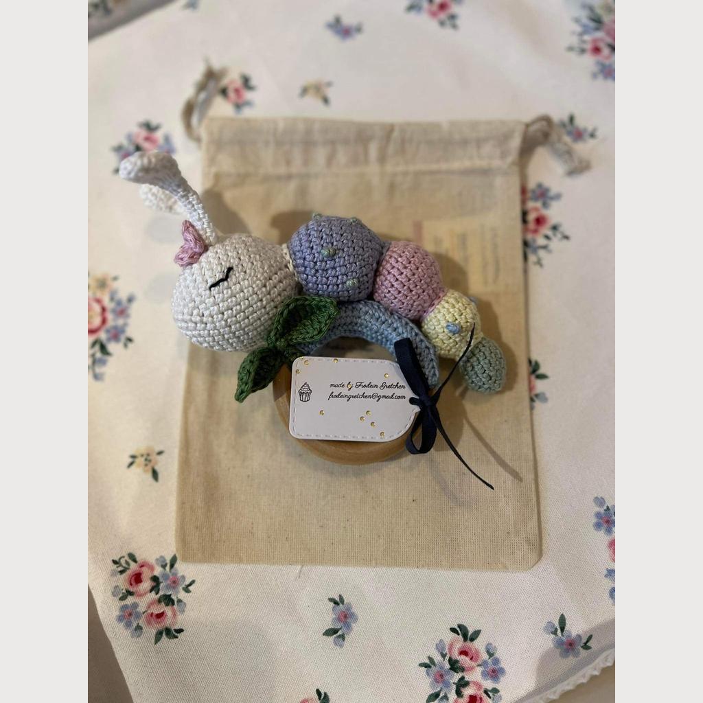 Babyrassel mit Beißring Raupe - Image 3