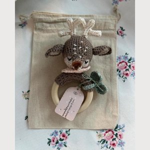 Babyrassel mit Beißring Reh „Matilda