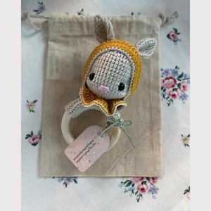 Babyrassel mit Beißring Bunny