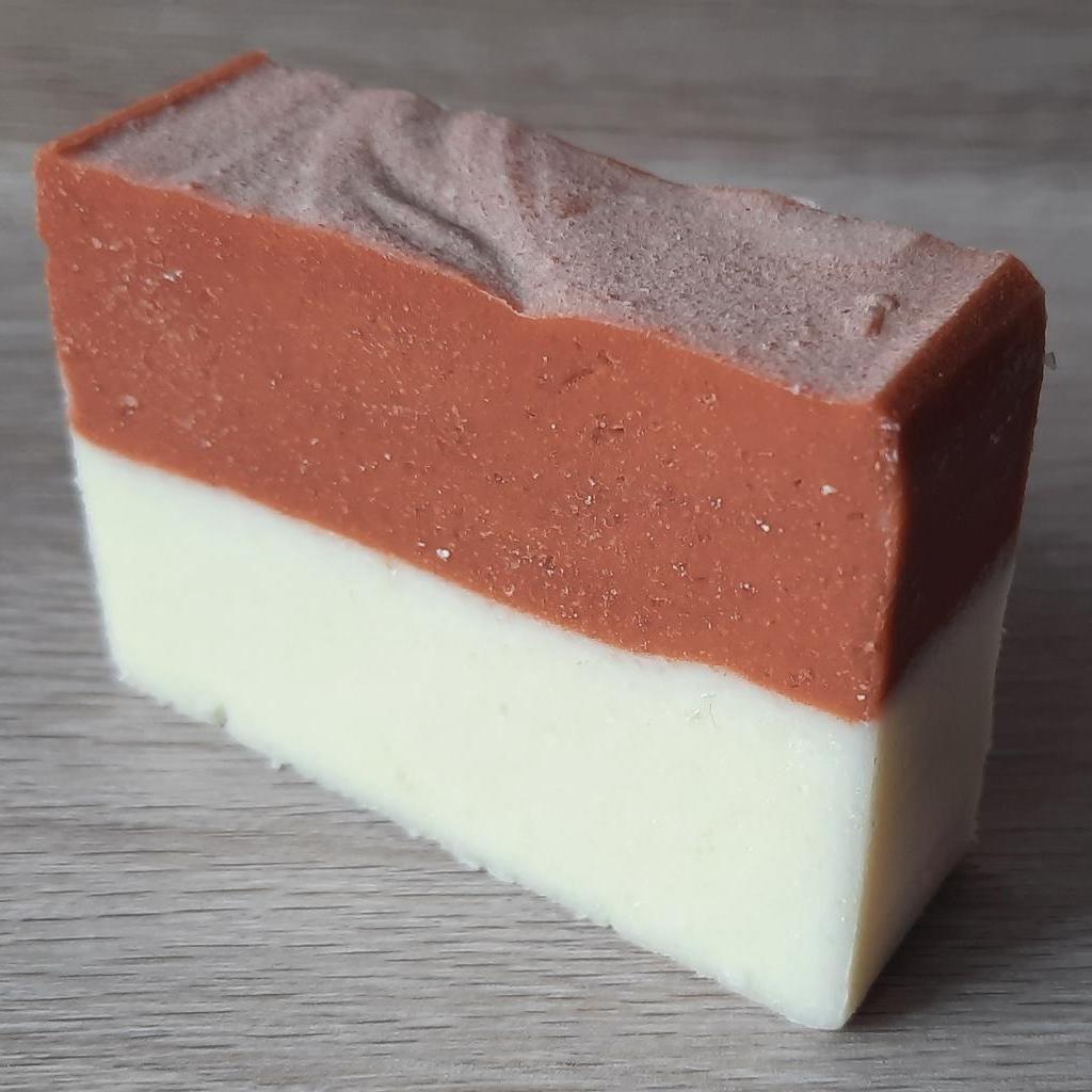 Naturseife Salzseife Limette & Lavendel mit Tonerde rot