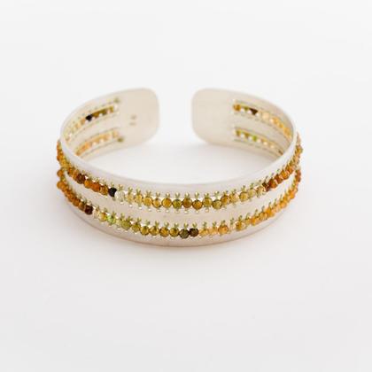 Verwickelt Armreifen