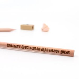 Lasergravierter Bleistift „Brilliant Spectacular Marvelous Ideas“