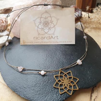 Rosenquarz Halskette *VENUSBLUME* Edelstahl vergoldet