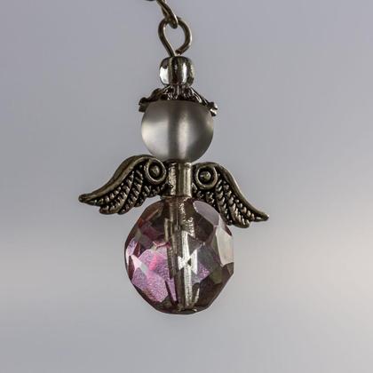 Ohrhänger Engel silberfarben mit rot-irisierender Glasschliffperle - Image 4