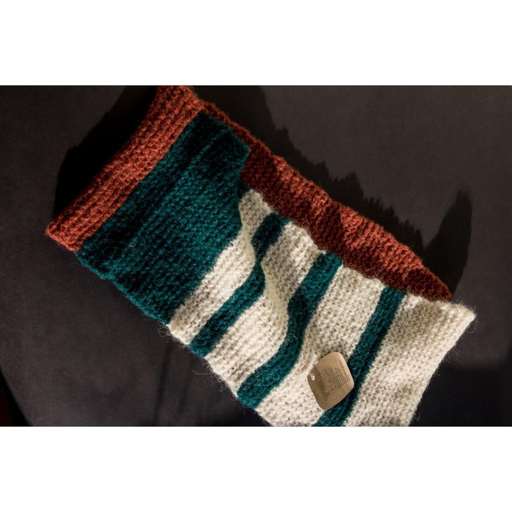 Alpaka Loop-Schal braun/naturweiß/grün Streifen