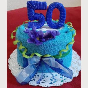 Geburtstagstorten aus Handtüchern