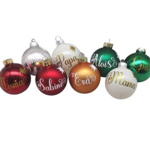 Personalisierte Christbaumkugel in Geschenkschachtel *