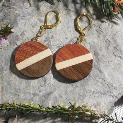 Ohrringe aus Kirsche