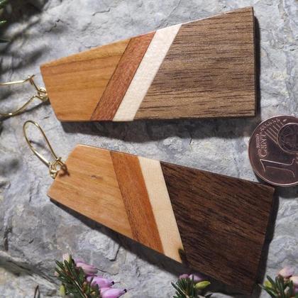 Ohrringe aus 4 Holzarten - Image 2