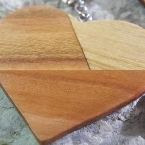 Anhänger Herz aus 3 Holzarten