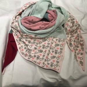 Dreieckstuch Herzerl – Rosa/Mint