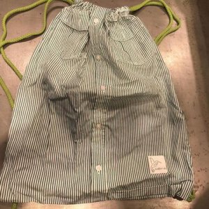 Upcycling Rucksack – Grün gestreift