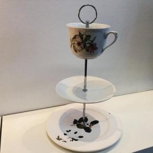 Etagere „Brombeere“