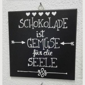 Spruchfliese schwarz „Schokolade ist Gemüse für die Seele“