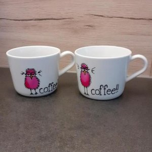 Kaffeebecher „coffee !!“ pink