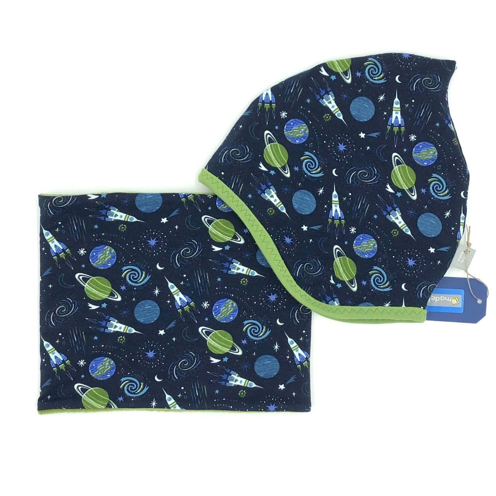 SET WINTER- HAUBE + LOOPSCHAL  - WELTRAUM (Größe wählbar)